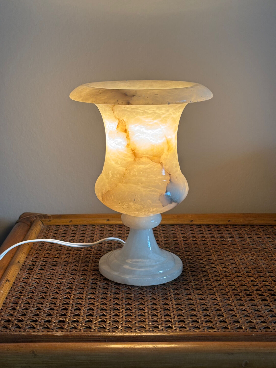 Lampe Médicis en albâtre