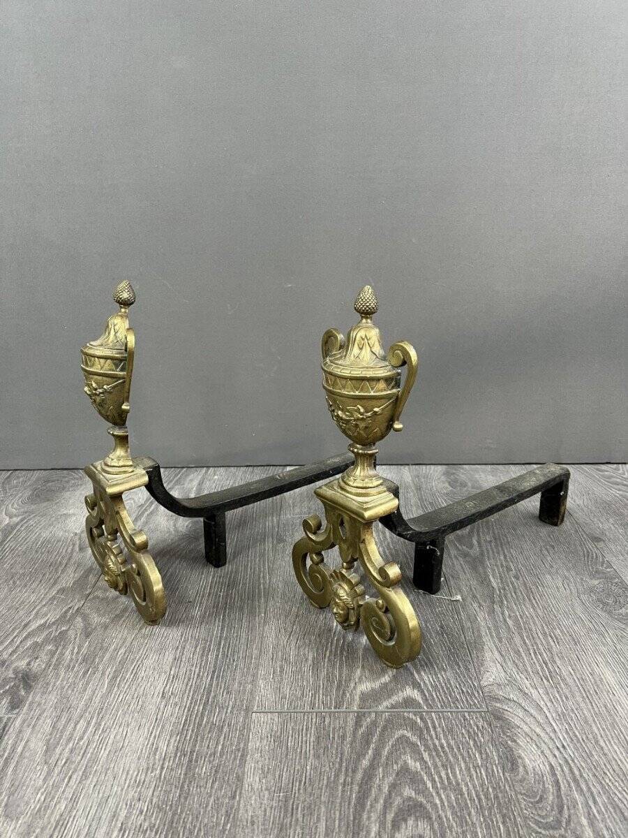 Chenets en bronze style Louis XVI, XIXème siècle