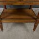 Petite table de salon en noyer, style Louis-Philippe – Milieu XIXe