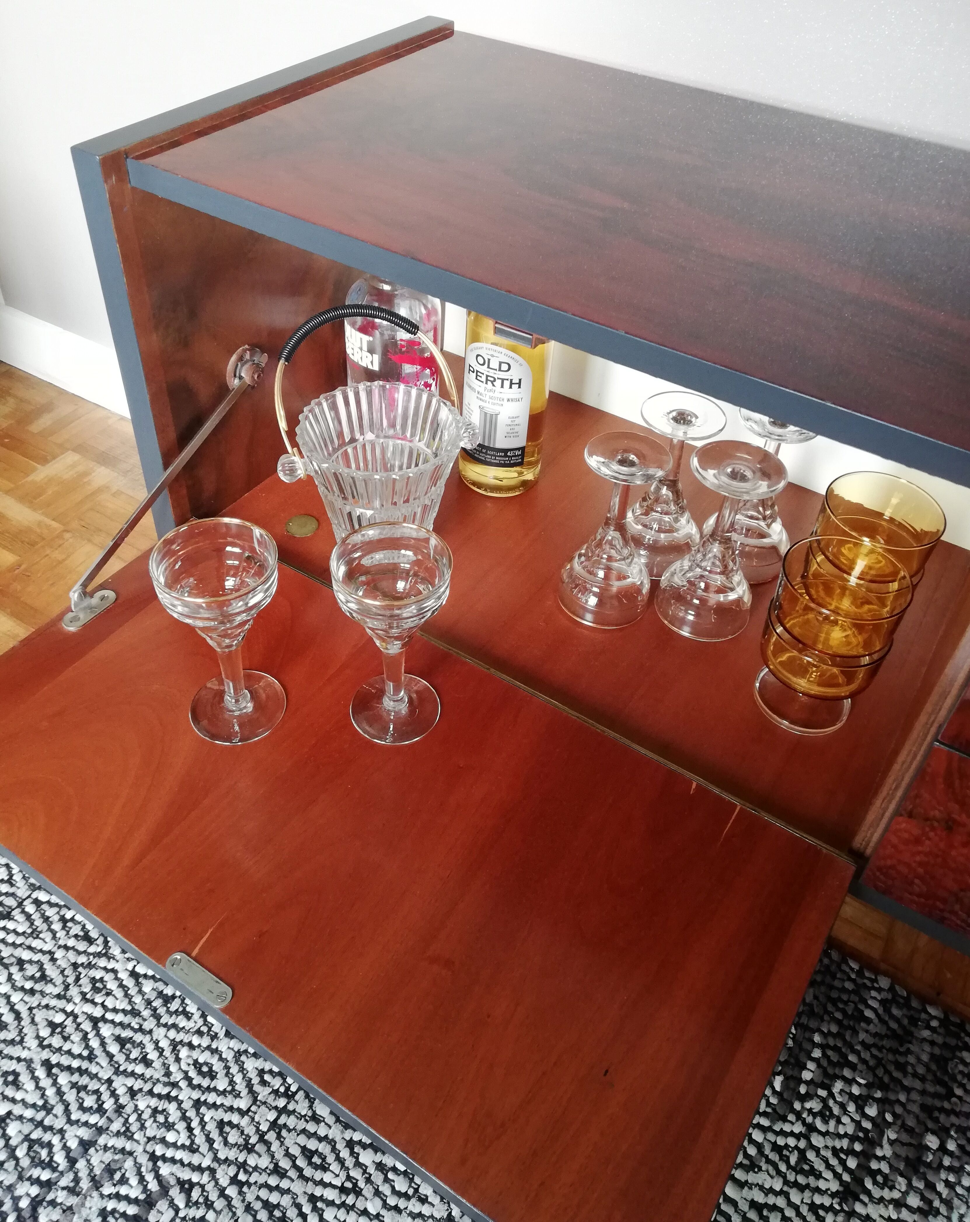 Sideboard