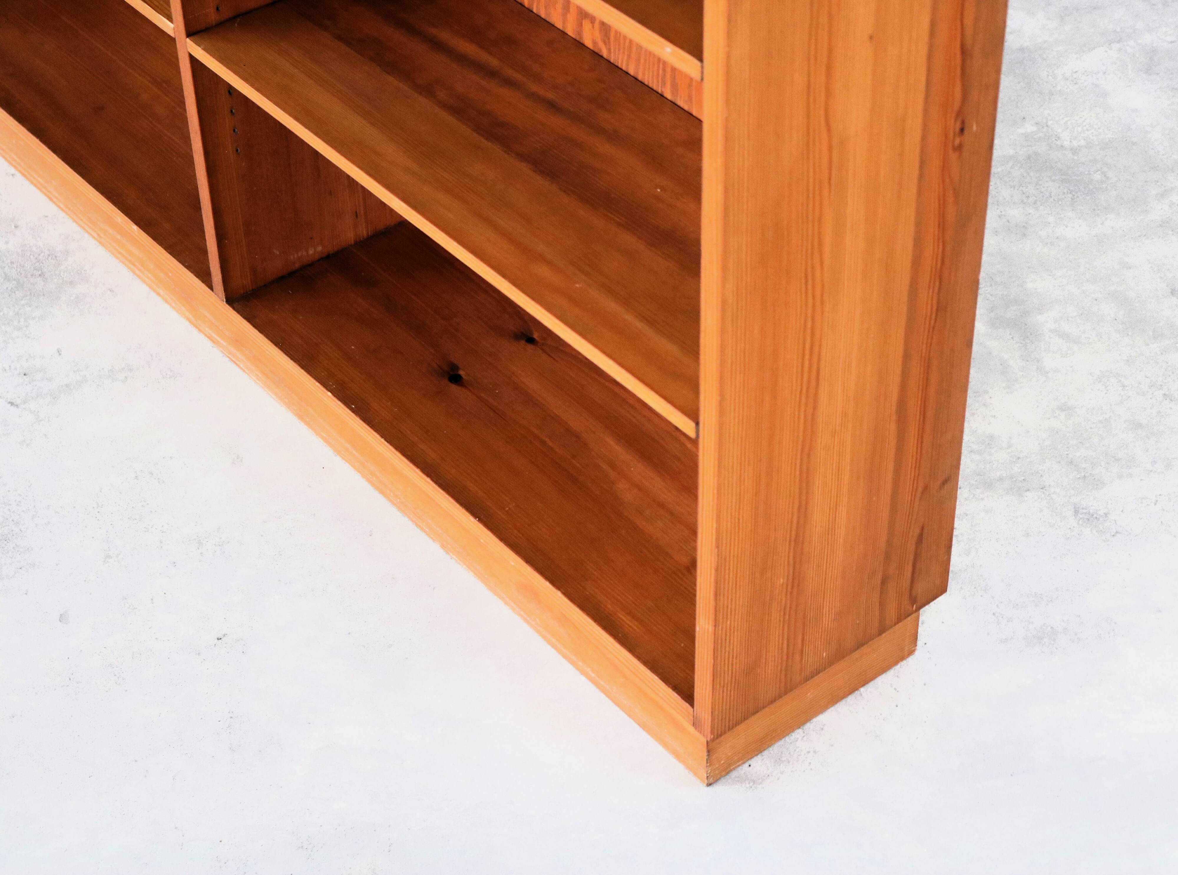 Bibliothèque vintage, années 60, Suède