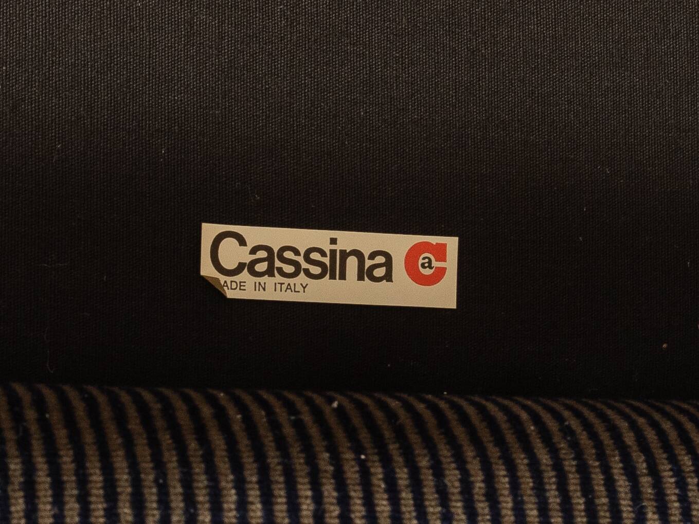 "675 MARALUNGA" armchair