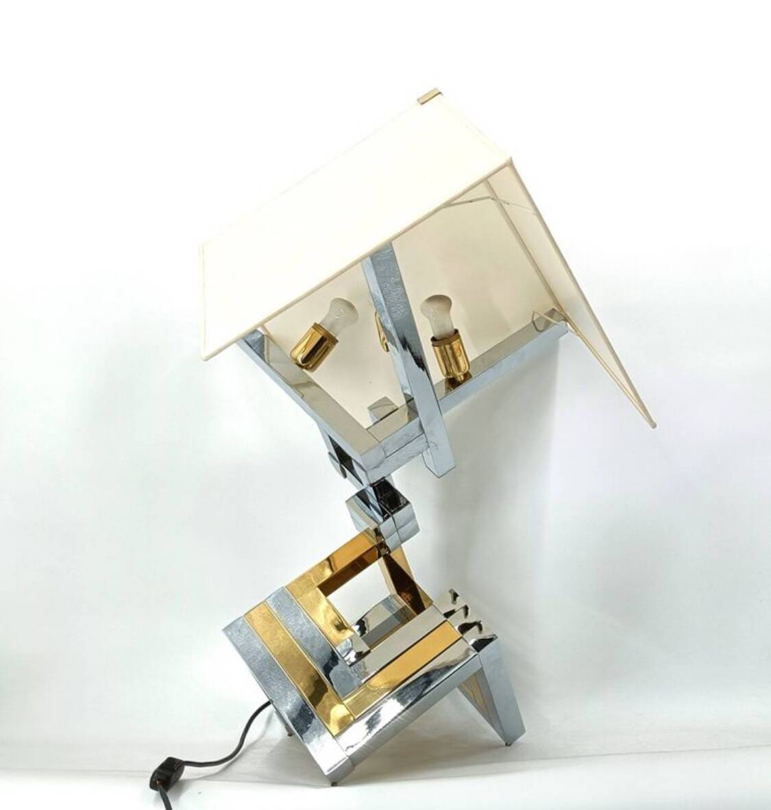 Geometric lamp Lumica by Romeo Rega