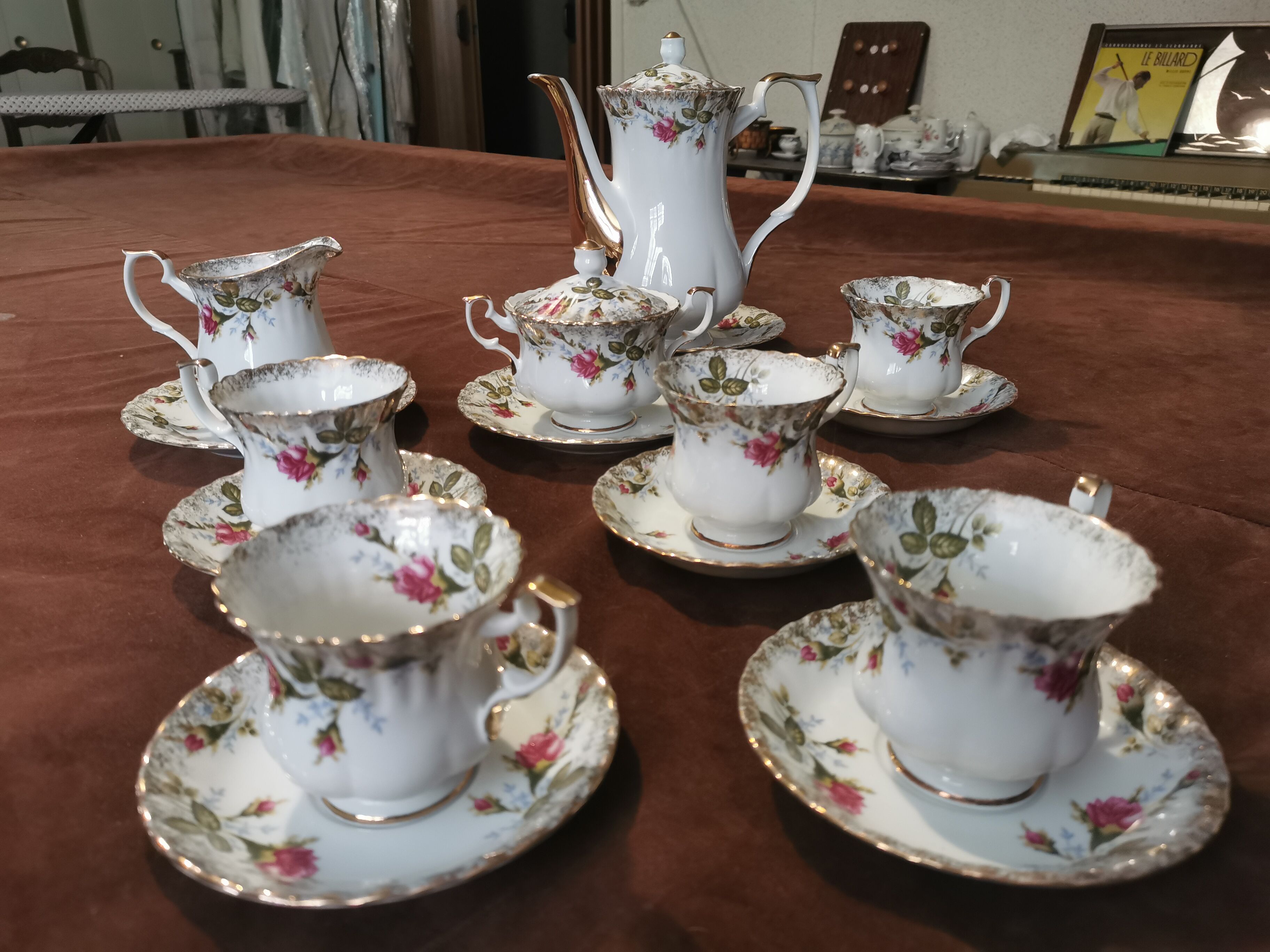 Vintage tea set in chodziez porcelain