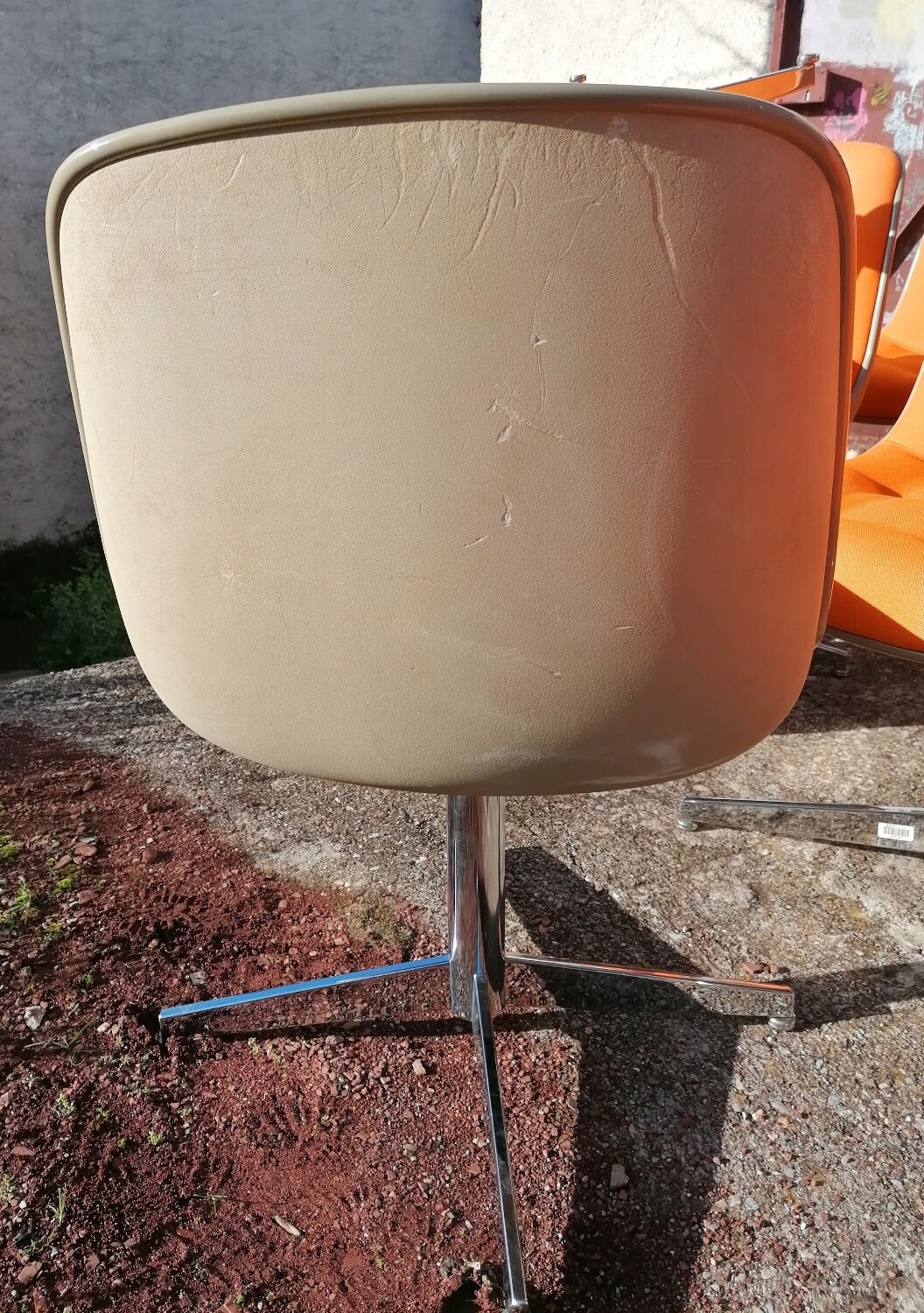 Set of 4 vintage Steelcase Strafor office chairs by Randall Buck.