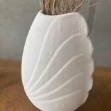 Bleached sandstone vase