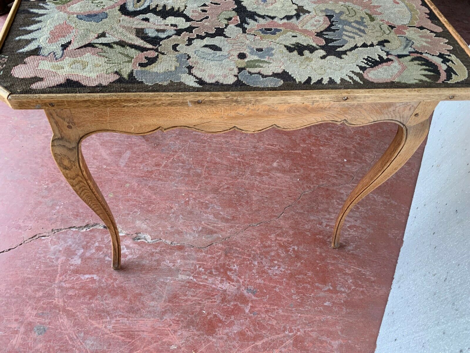 Game table