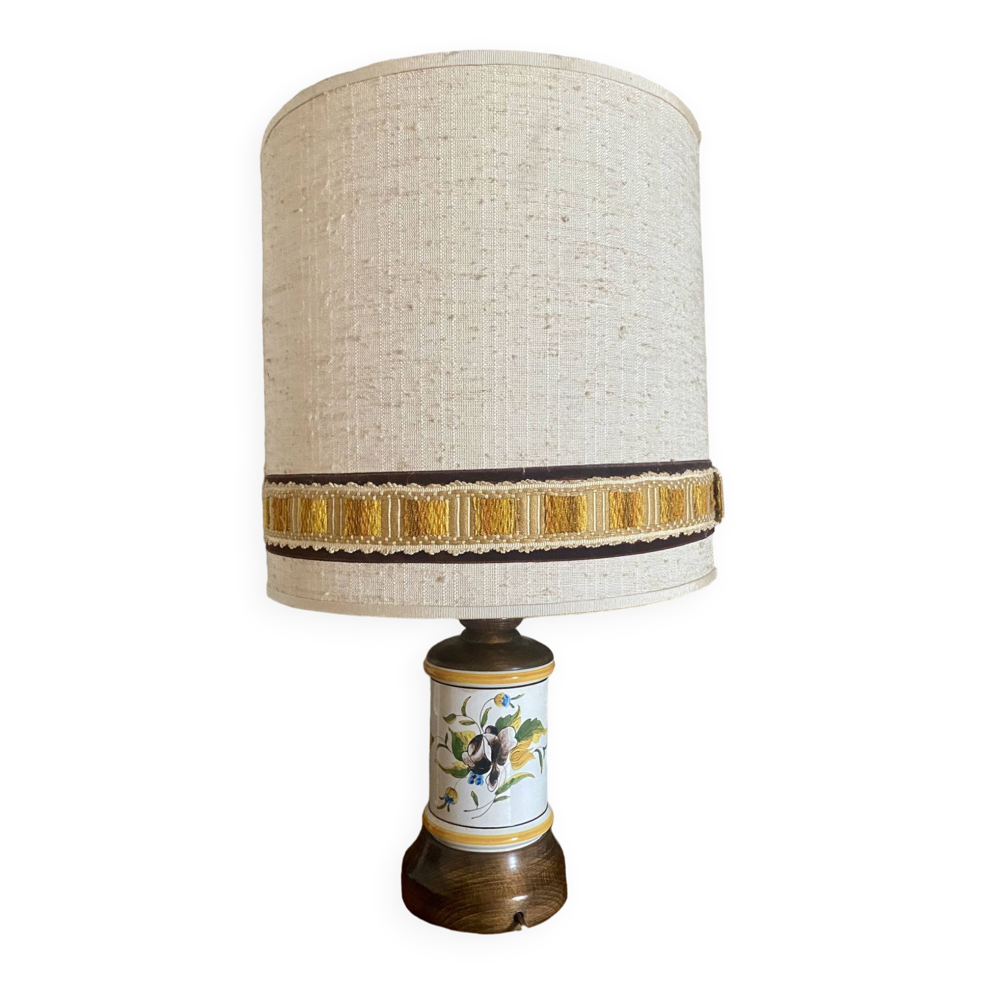 Ceramic and wood table lamp