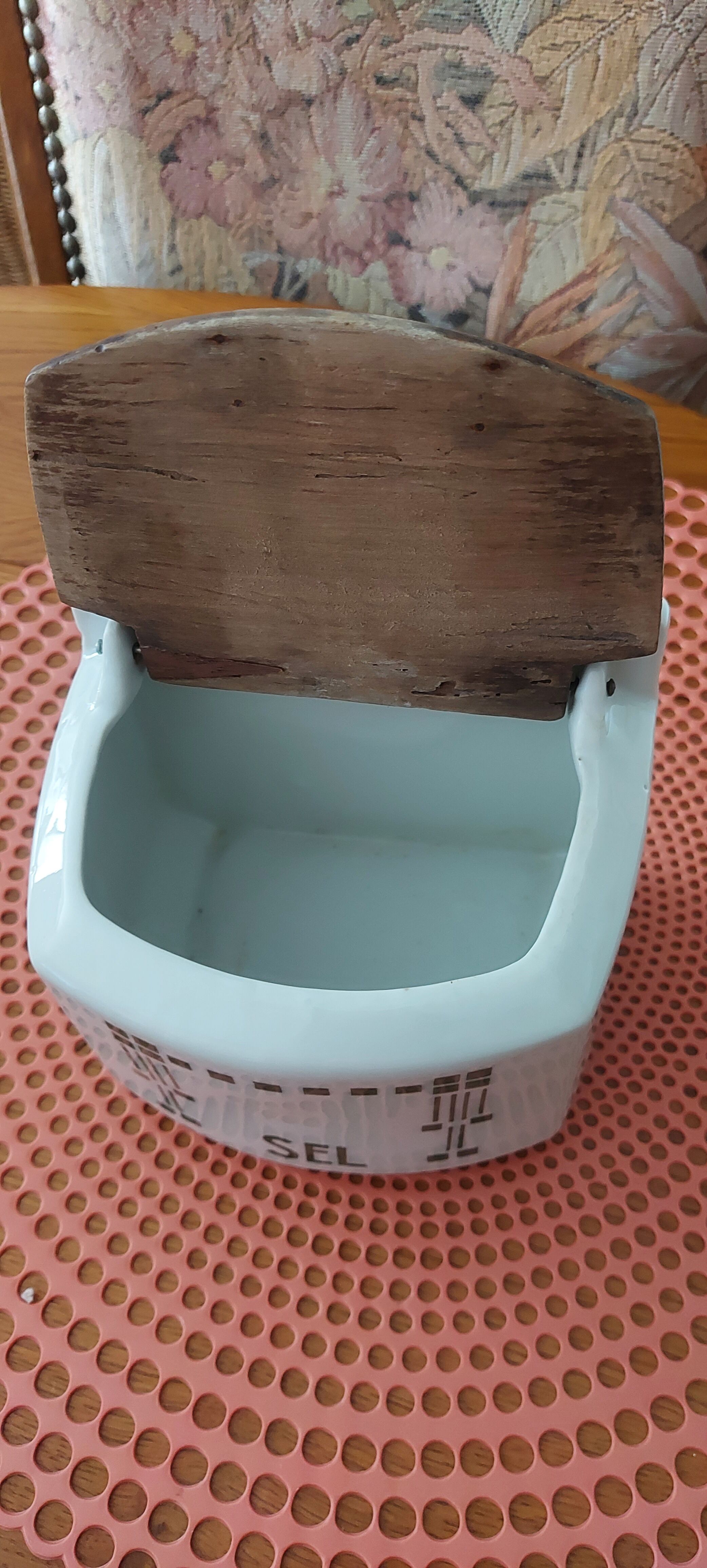 Salt box - Art Deco - Saint Uze