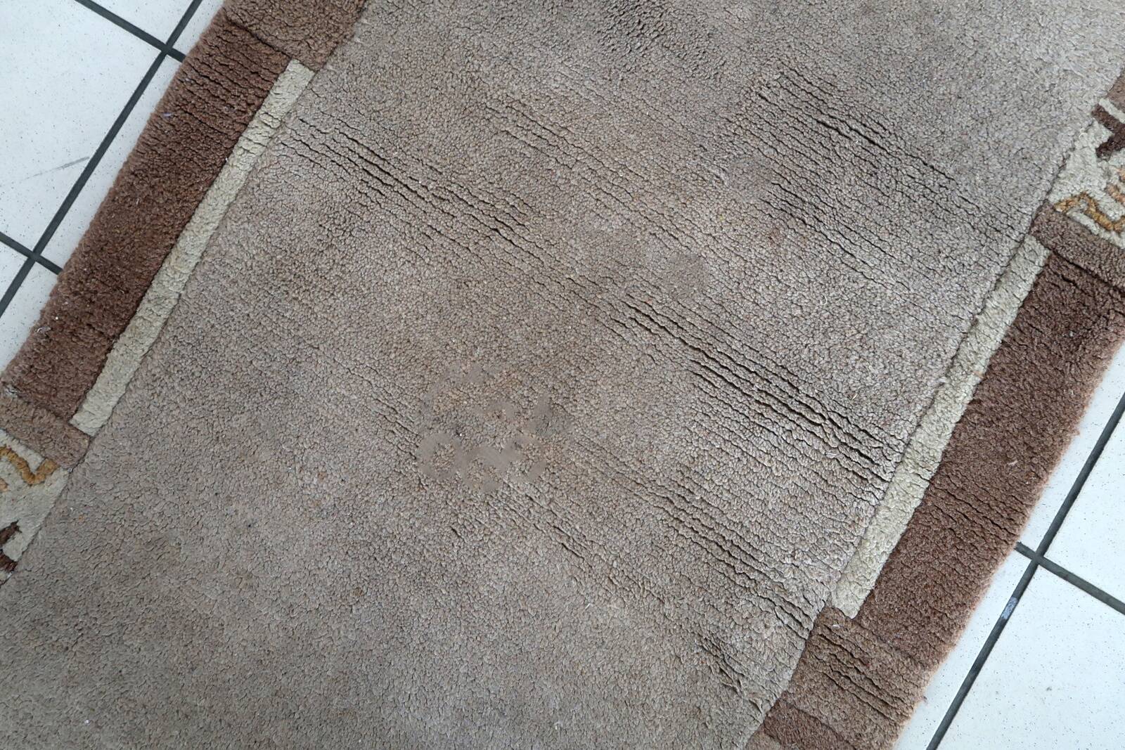 Tapis Vintage Khaden Tibétain en Laine (74cm x 139cm), Années 1970, Éléganc