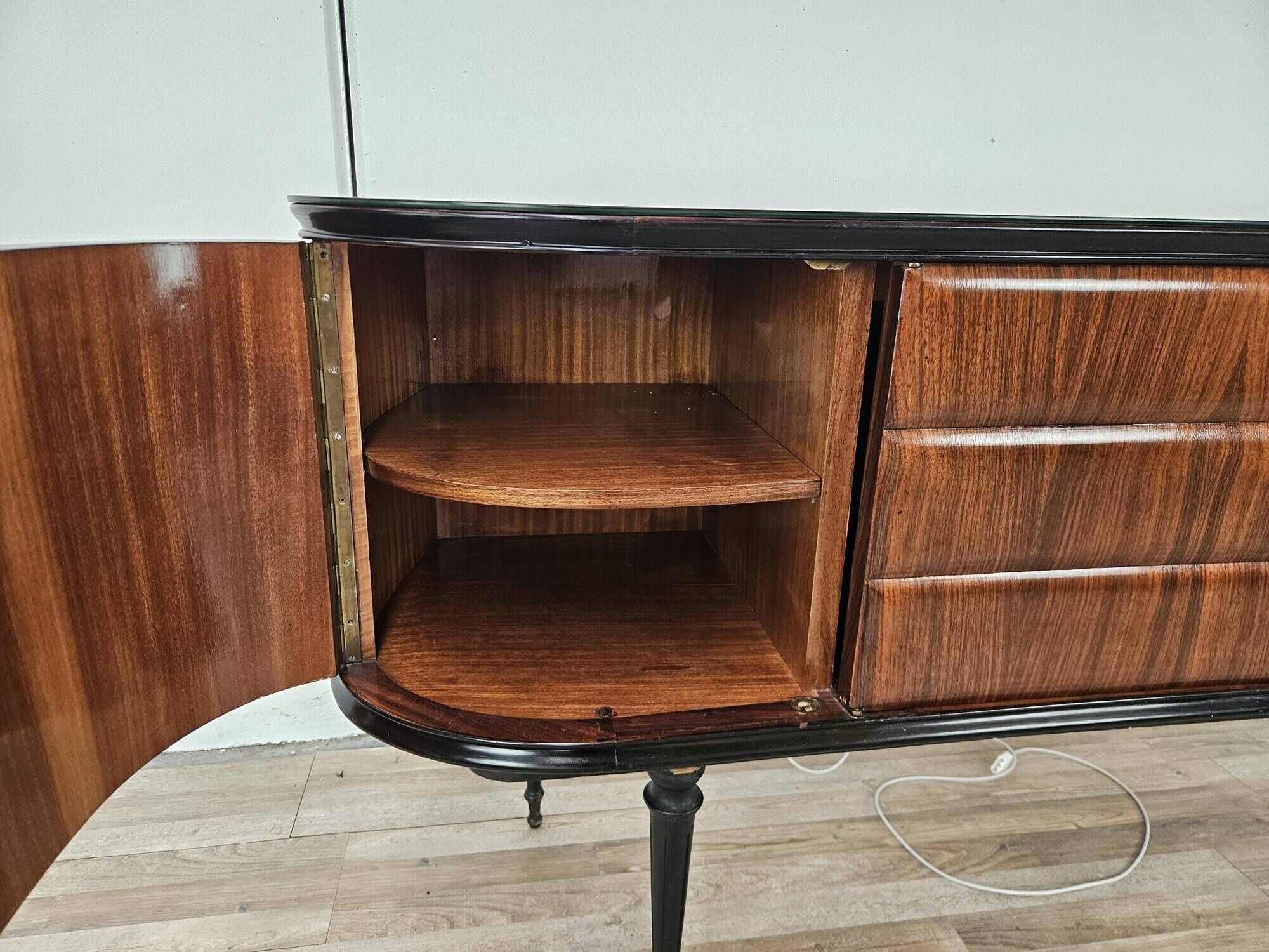 Mobile bar sideboard by Vittorio Dassi from the 1950s