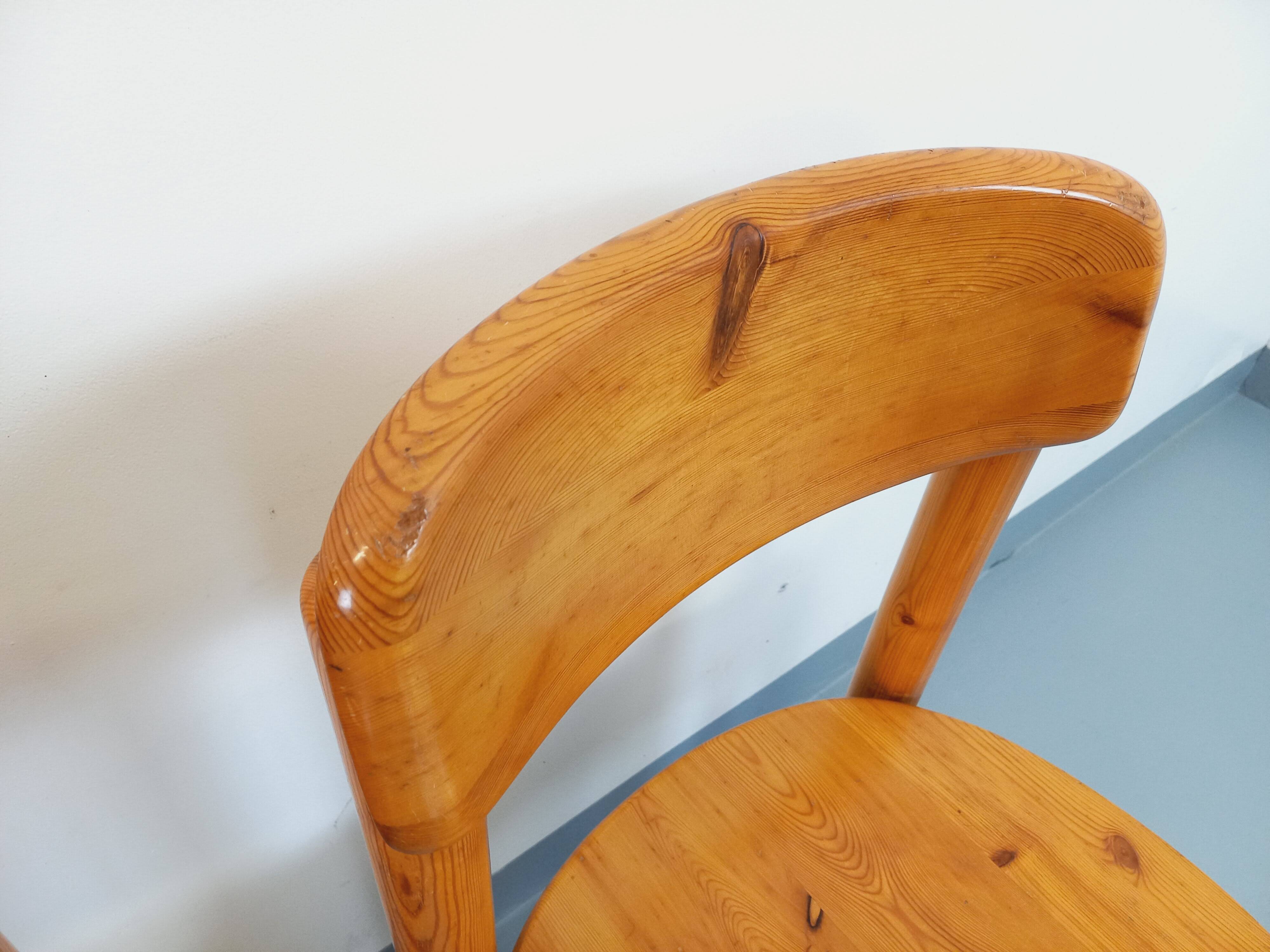 Set of 2 vintage Scandinavian chairs by Rainer Daumiller in pine from the 1960s.