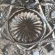 Vide poche/Cendrier en cristal de Bohème taillé. Motifs Étoiles/Croisillons