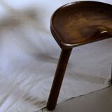 Brutalist olive tripod milking stool "le selou" aveyron