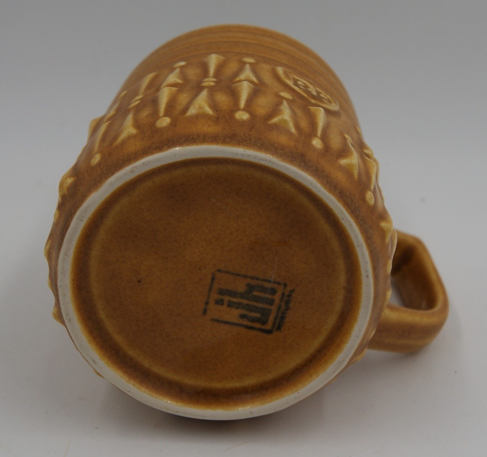 Série 6 mugs céramique BP vintage