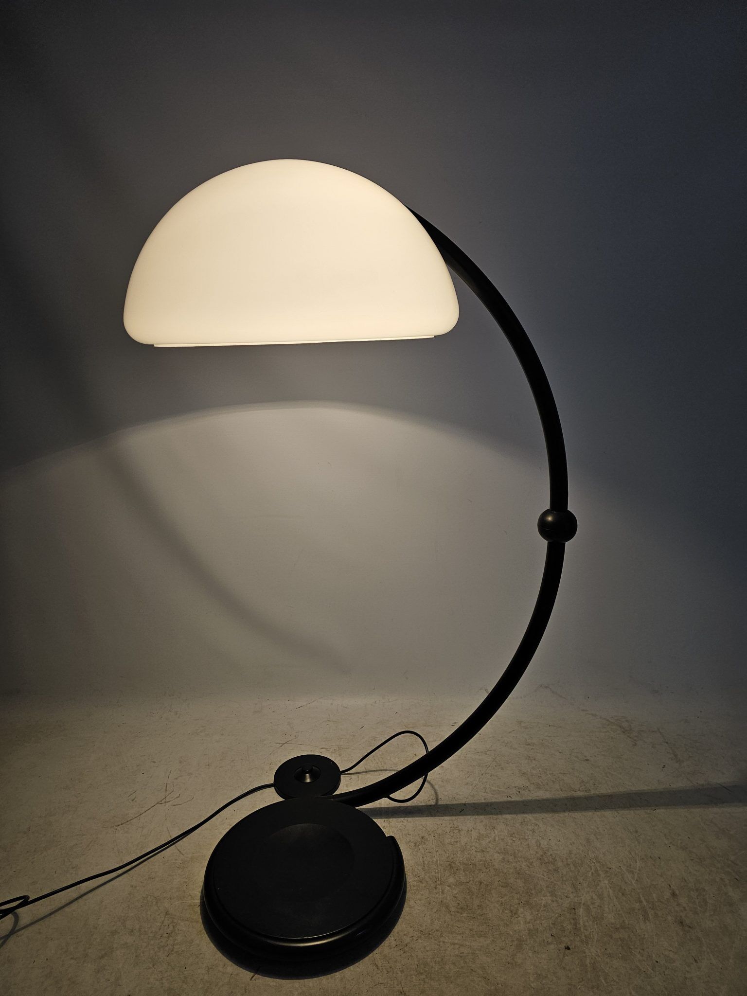 Lampadaire de Martinelli Luce Modèle Serpente
