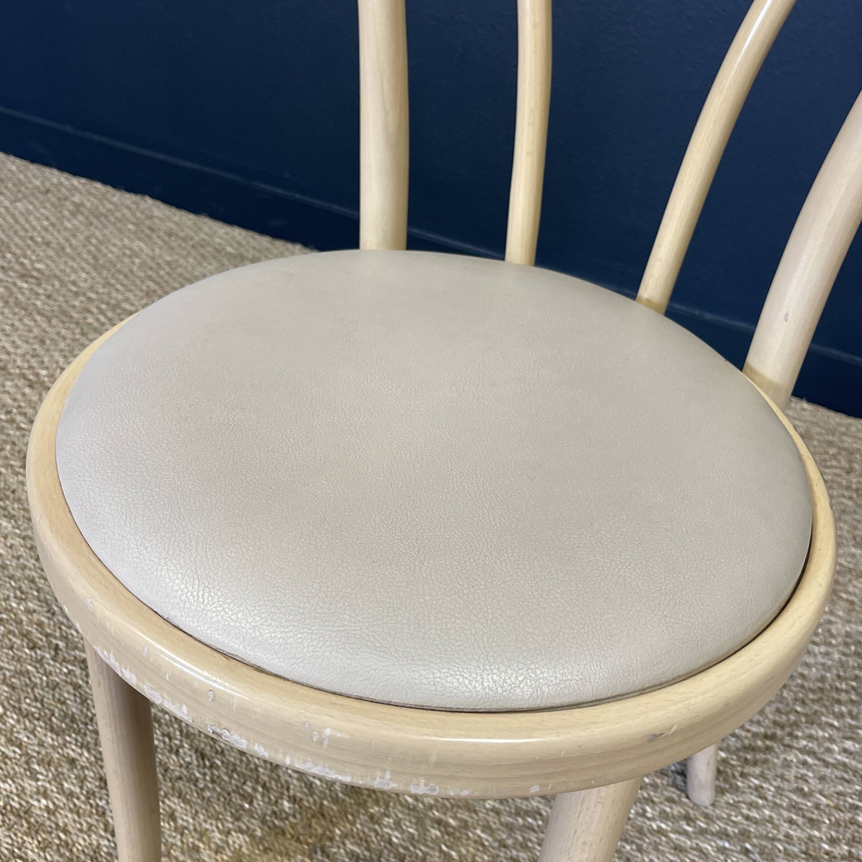 Set of 4 Thonet type bistro chairs light curved wood & Skaï GO IN Germany