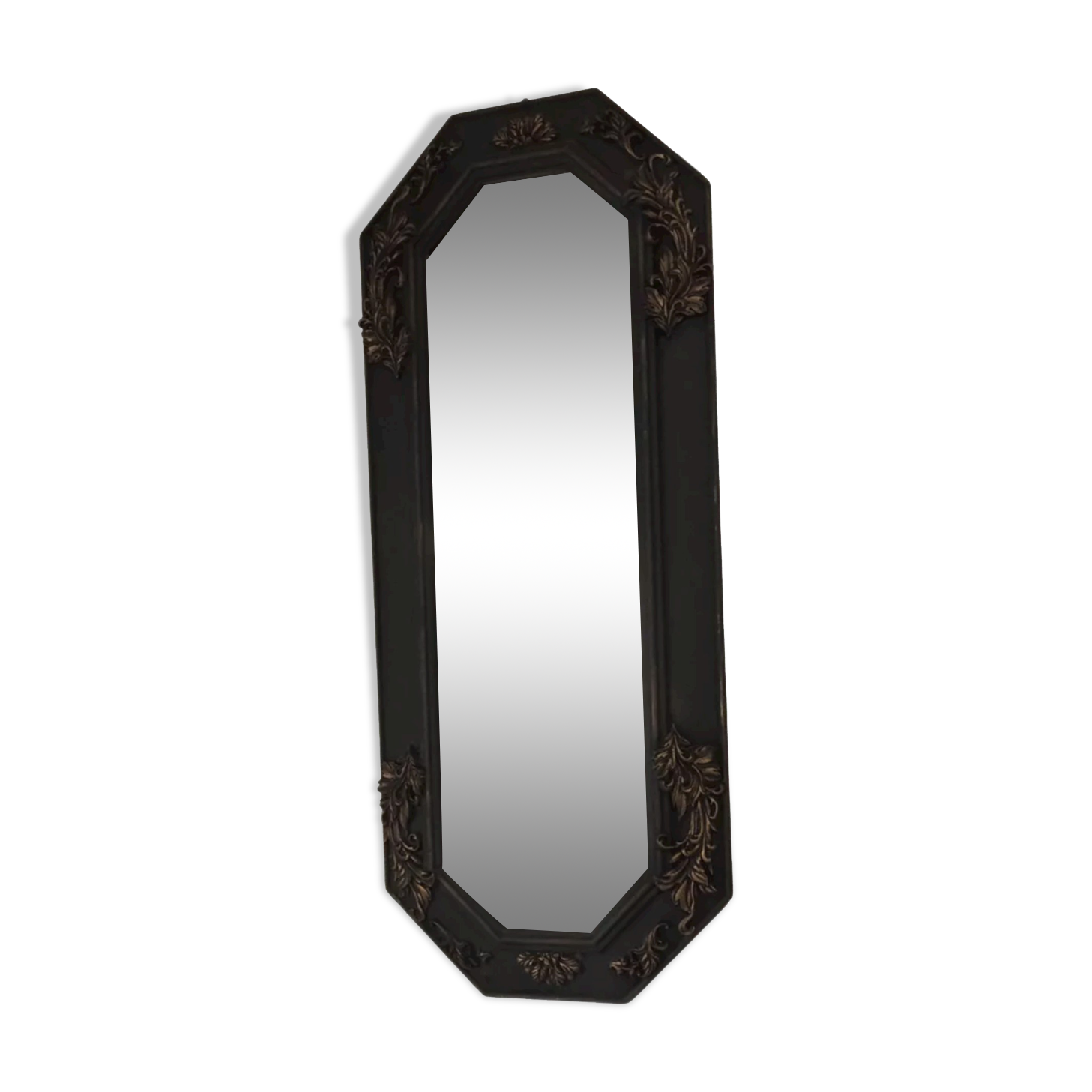 Wooden mirror with molding
