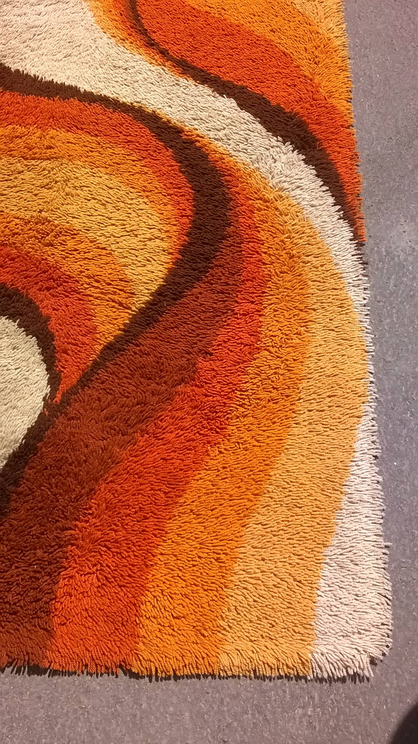 Vintage Dutch rug in wool