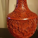 Chinese vase in cinabre