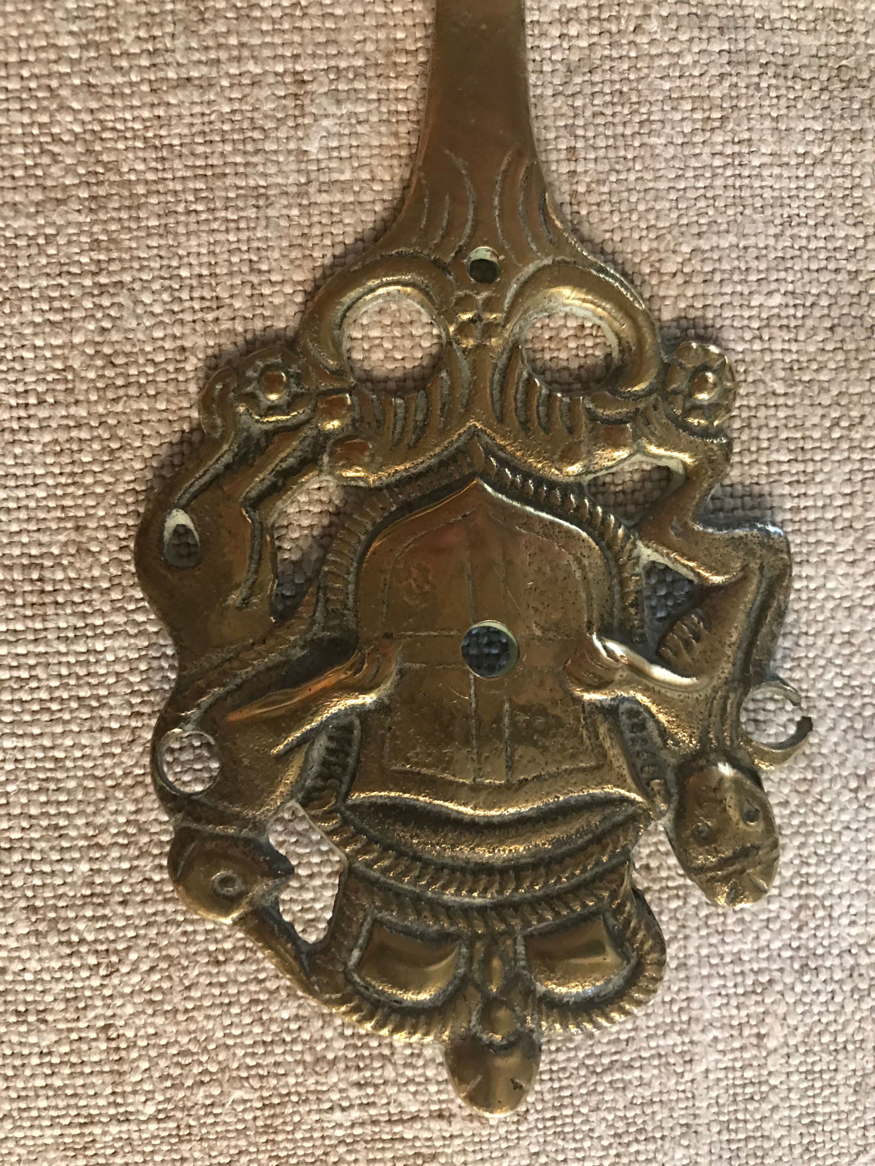 PATERE ANCIENNE IN BRONZE