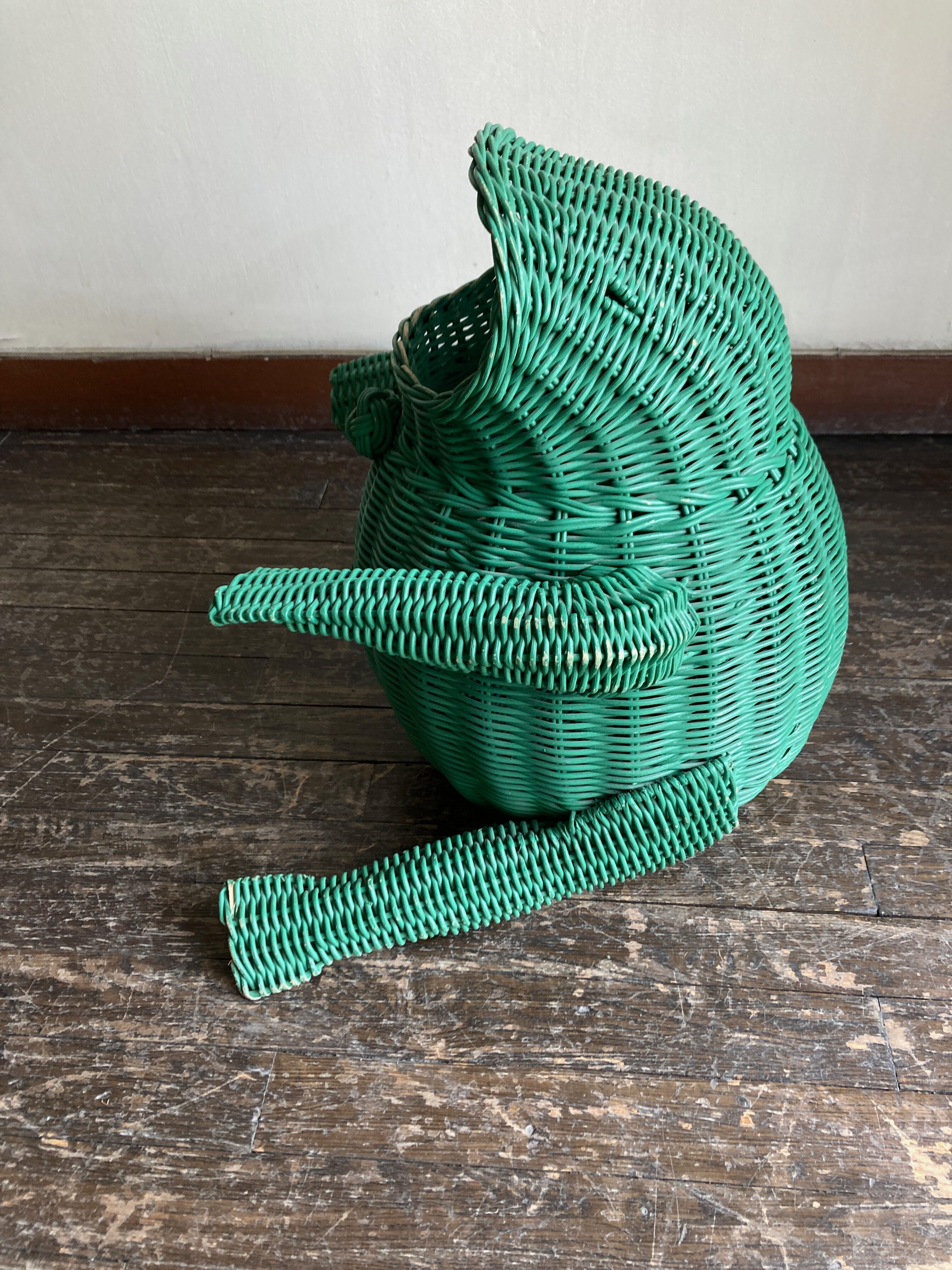 Wicker frog basket 1980