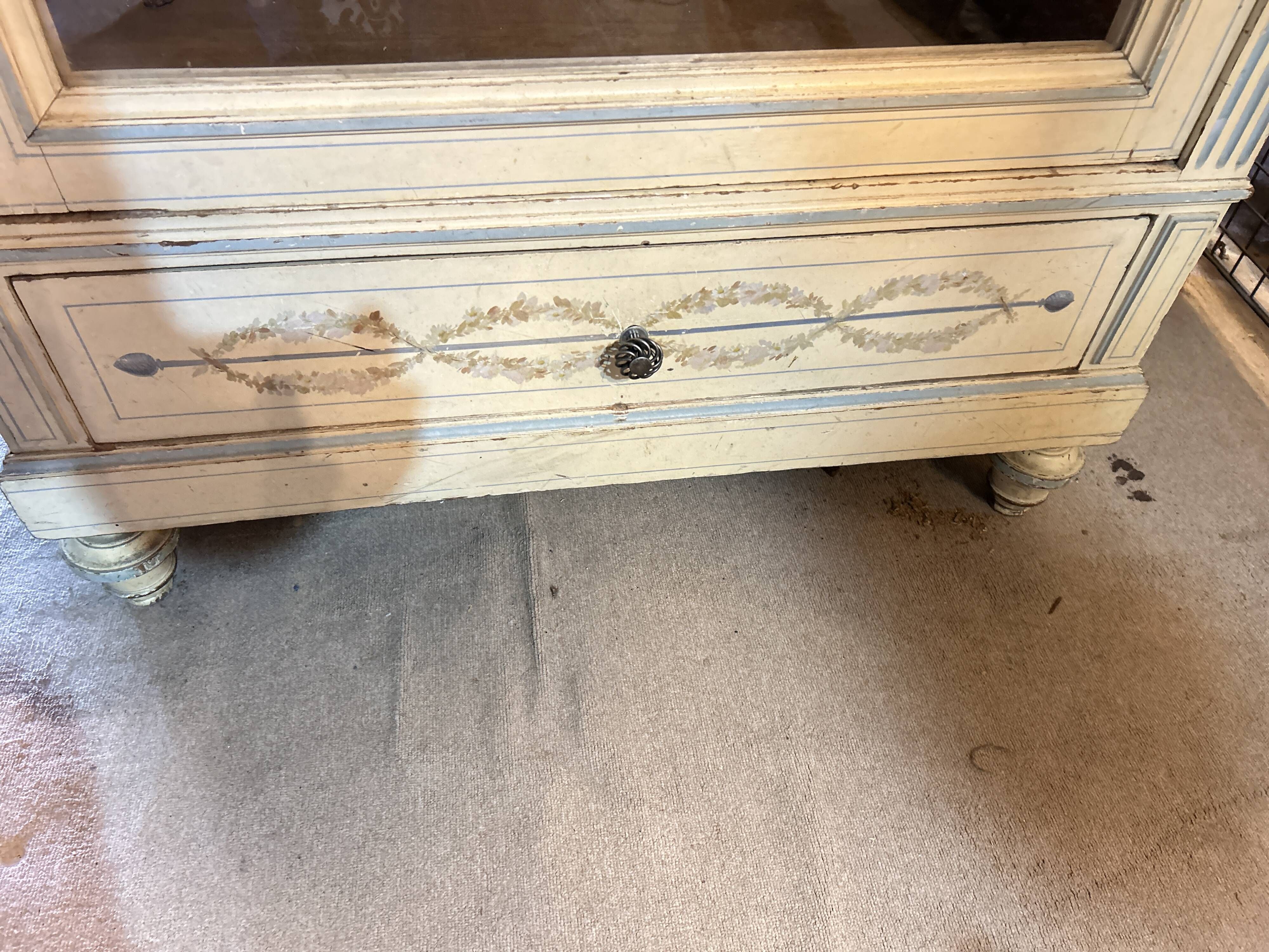 Armoire peinte Style Louis XVI-Directoire , 1 porte vitrée