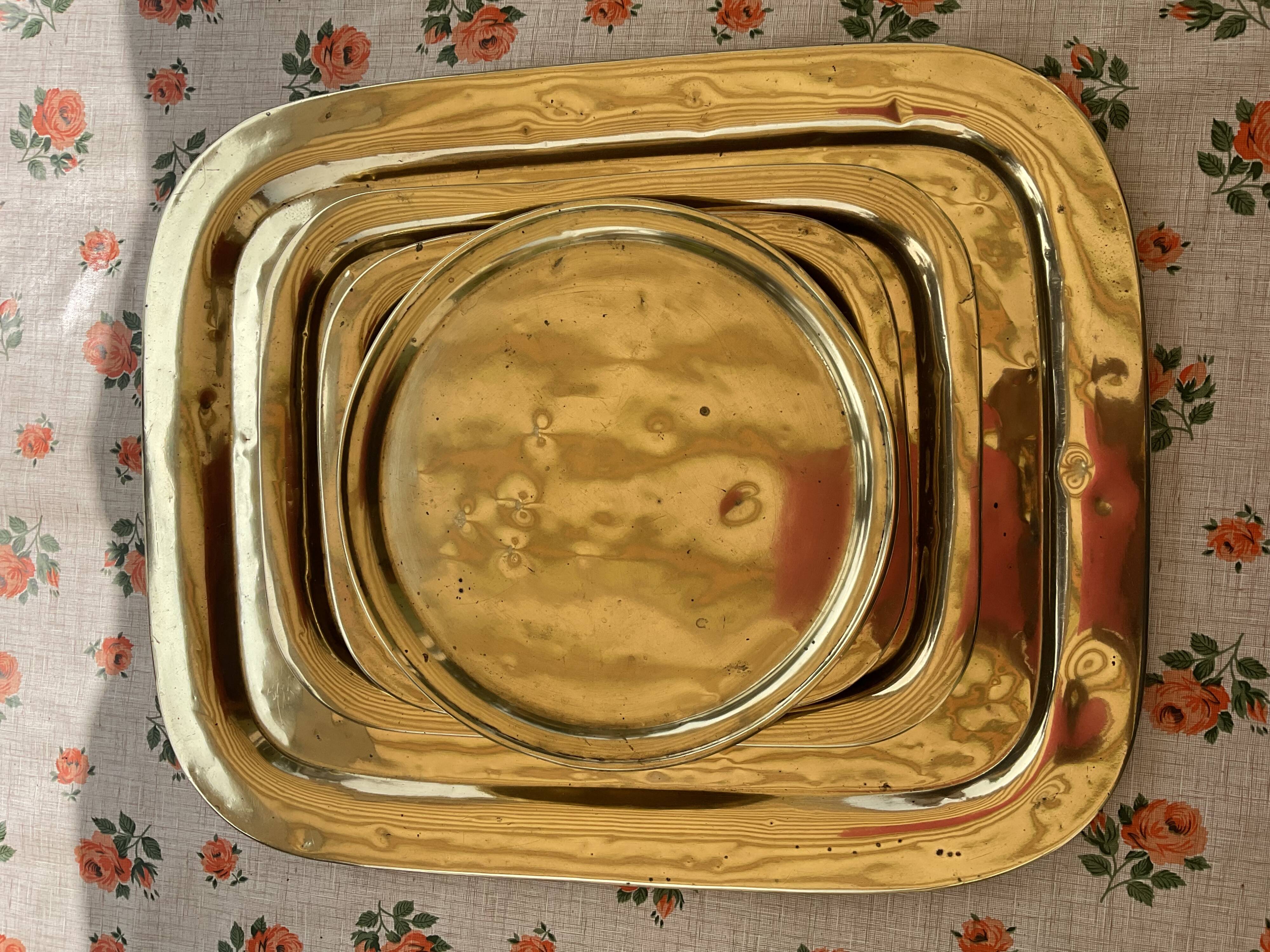 Set of 4 copper trays