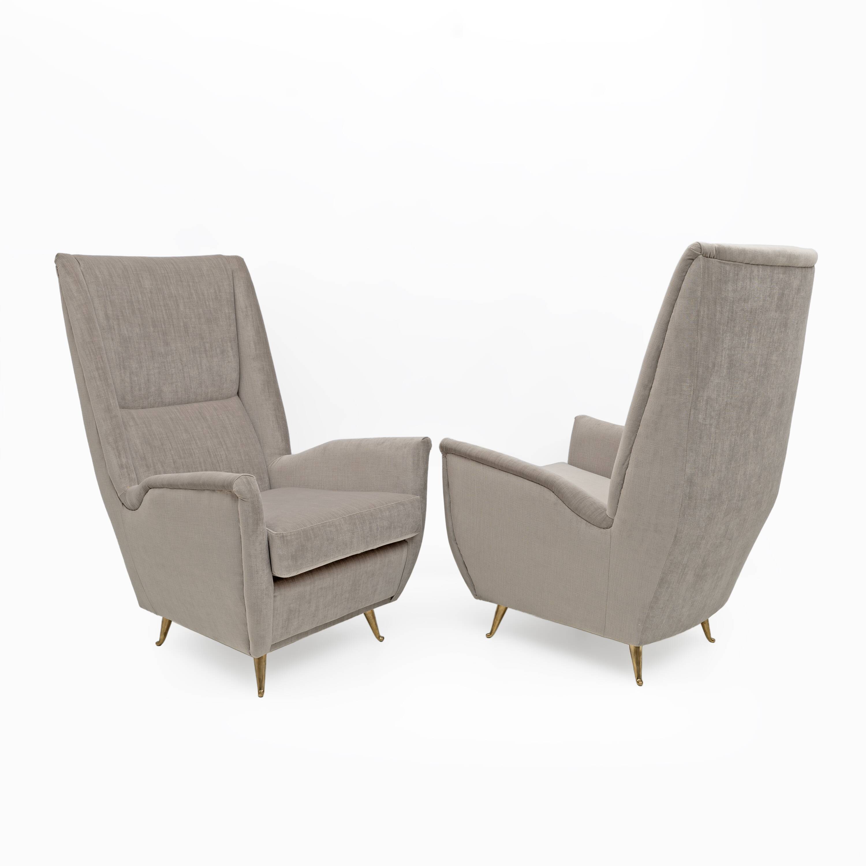 Pair of Mid-Century Modern Velvet High Back Armchairs by Isa, 195