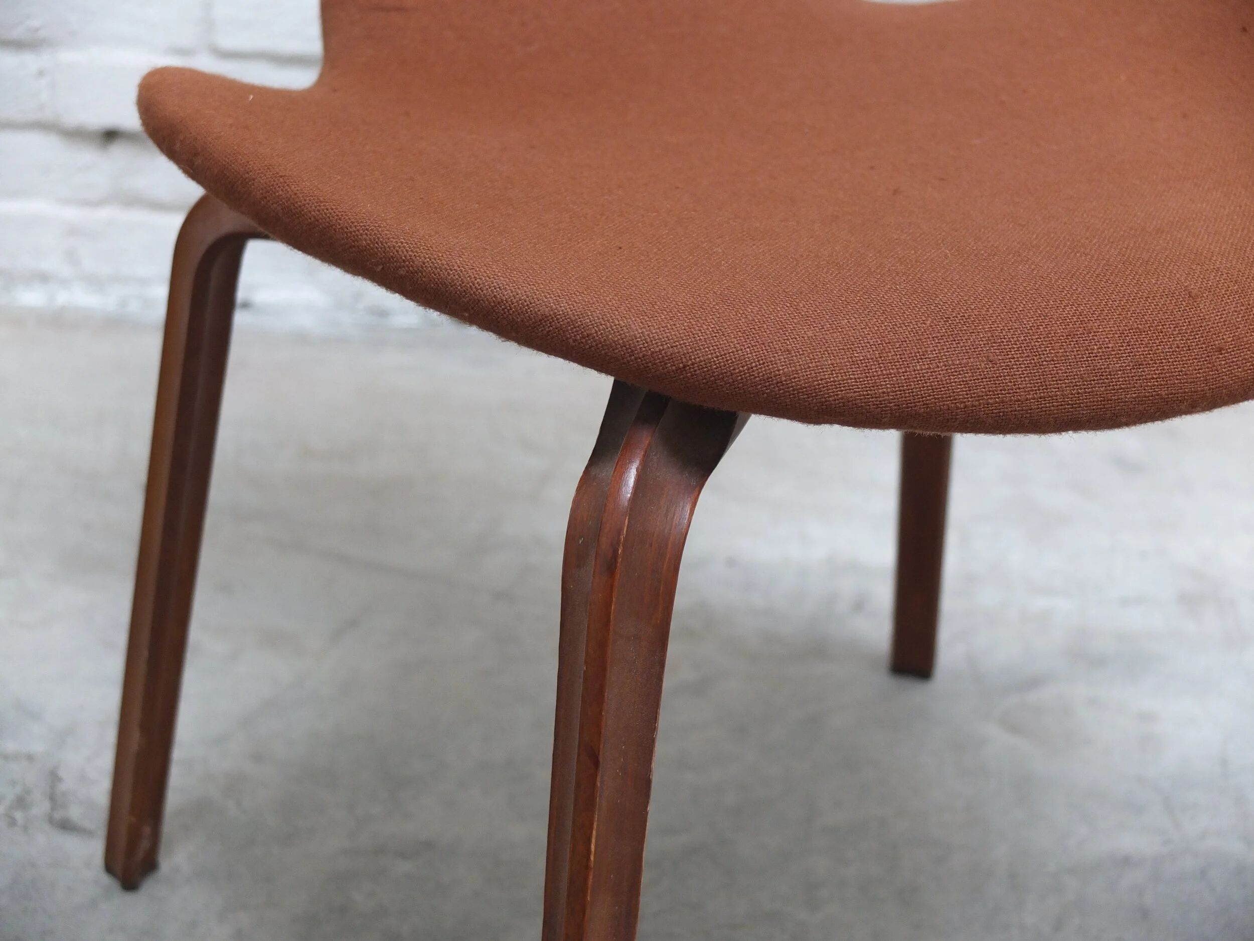 Rare set of 4 first edition 'Grand Prix' chairs by Arne Jacobsen for Fritz Hansen, 1959