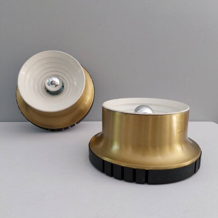 Pair of Italian wall lights from the 70s