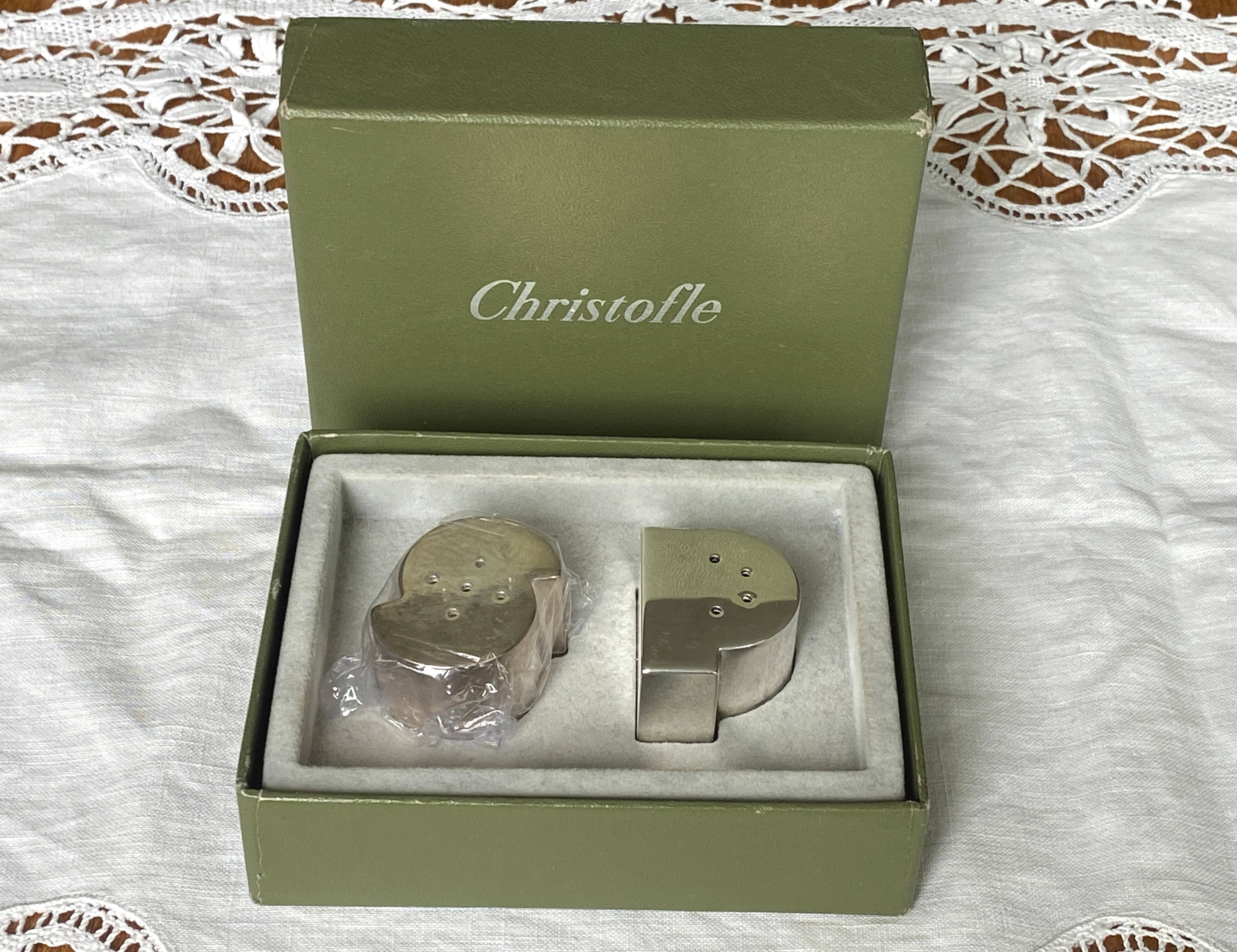 Silver-plated salt and pepper shakers by Christofle, Ludique model.