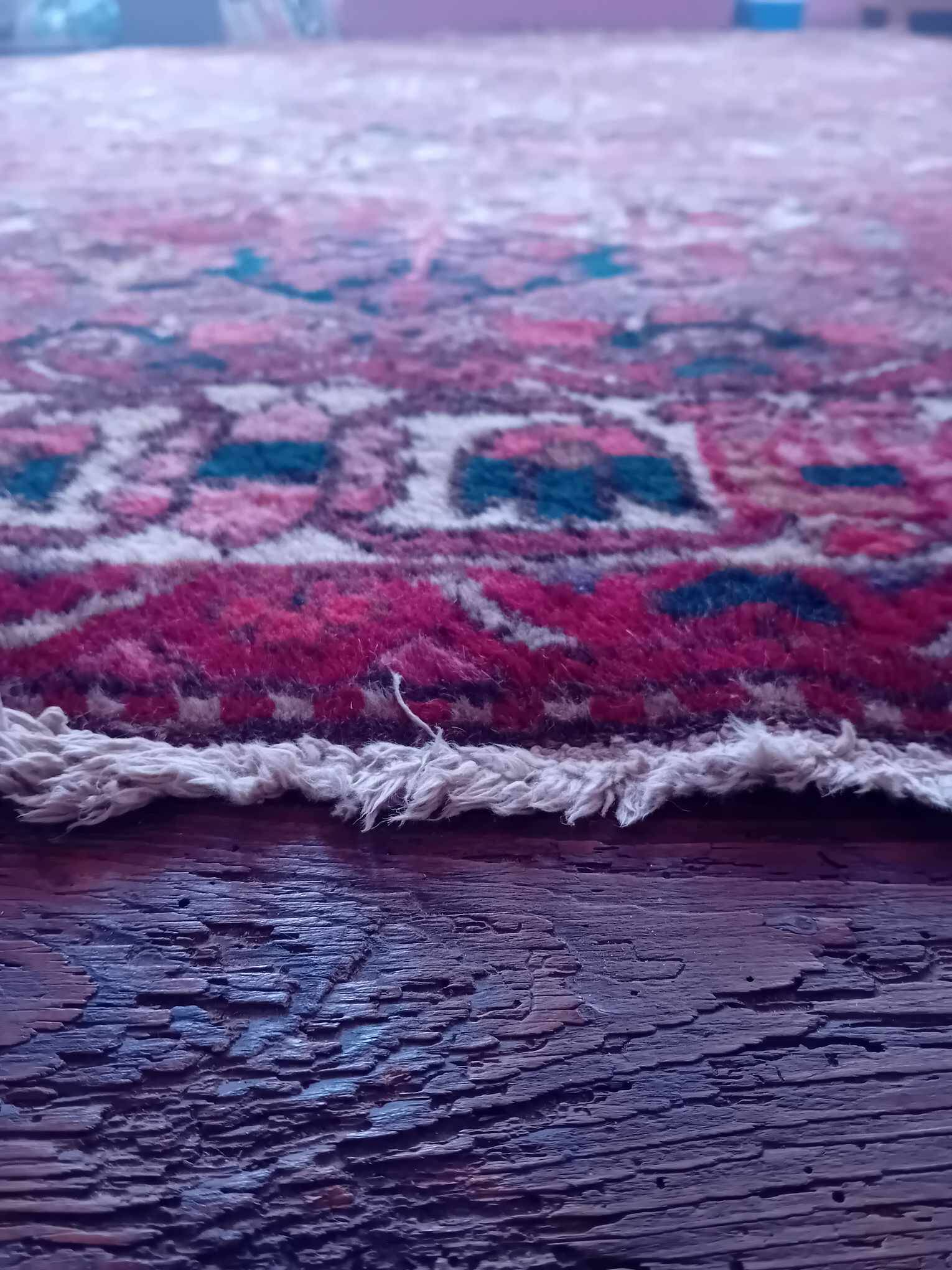 Handmade Persian Bachtiar Rug 295x204cm