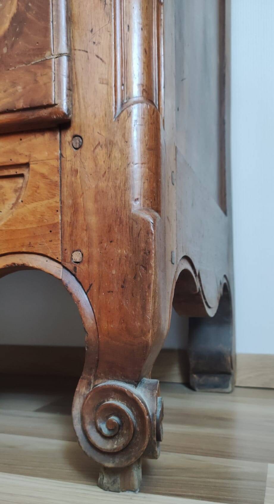 armoire bressane