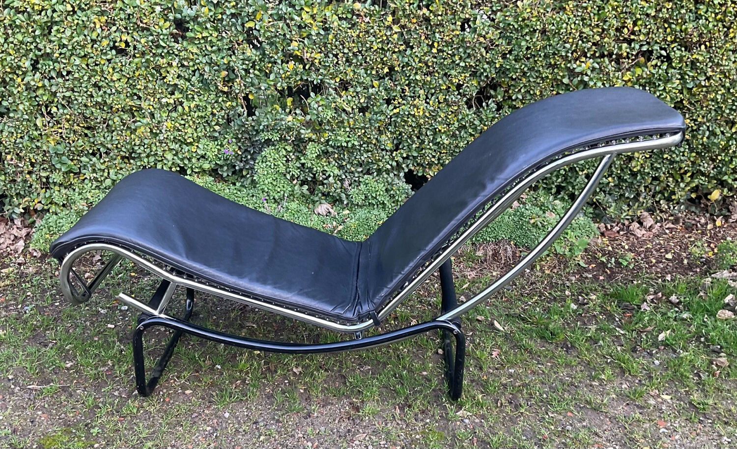 Italian lounge chair from the 1980s.