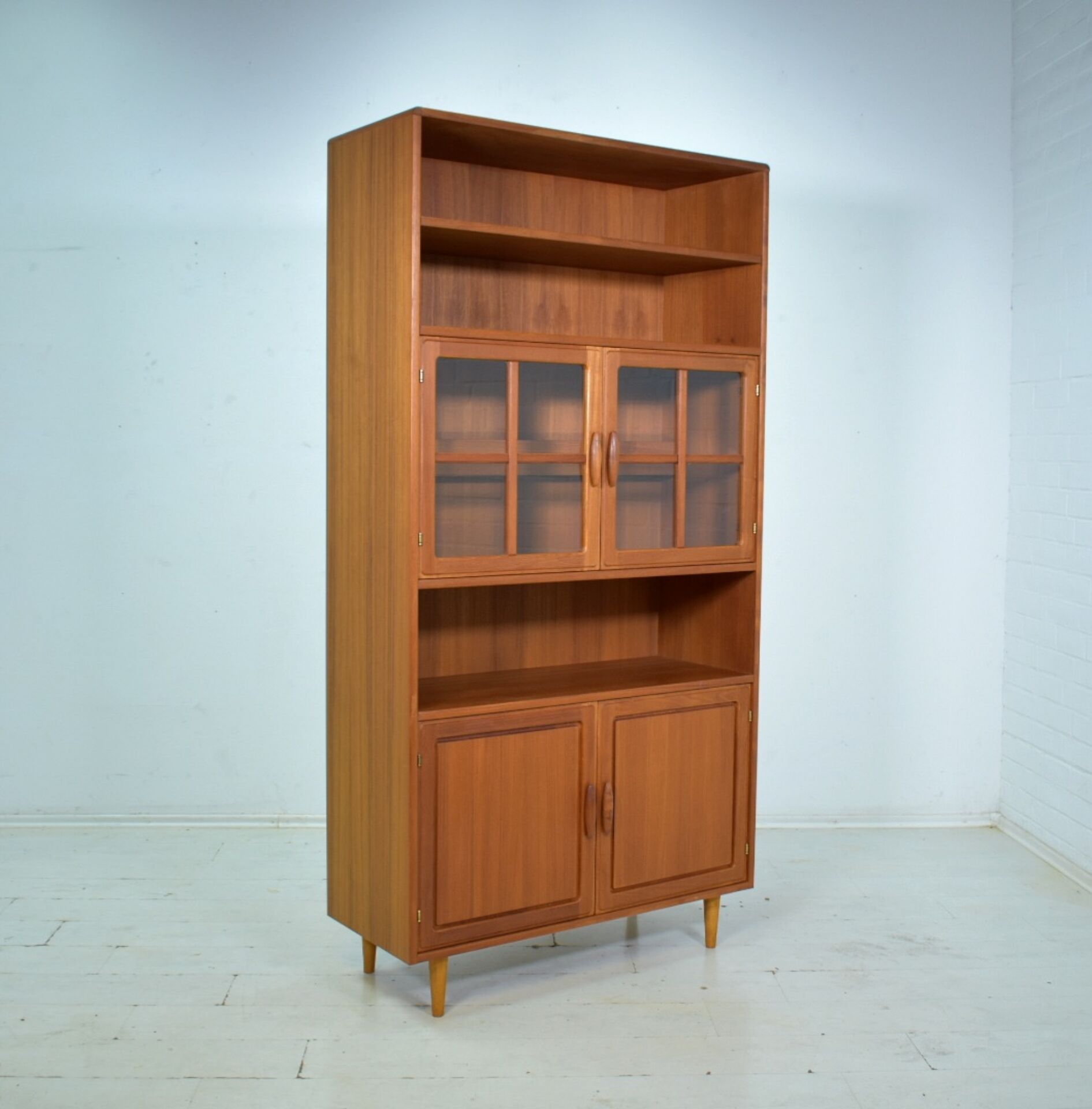 Highboard by Dyrlund 1970s skandinavian Teak showcase Danish