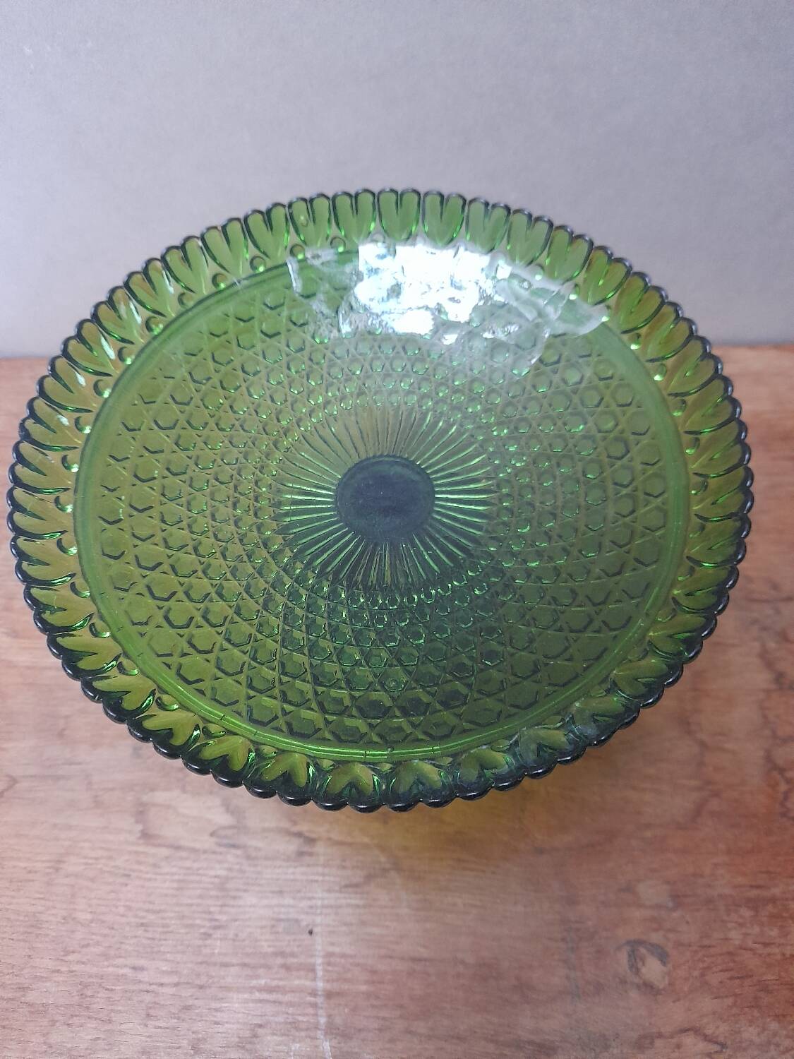 Chiseled glass footed dish