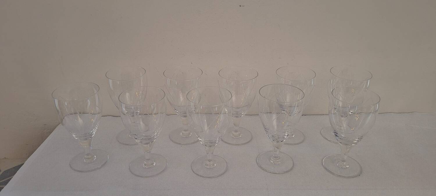 10 60's stemmed glasses
