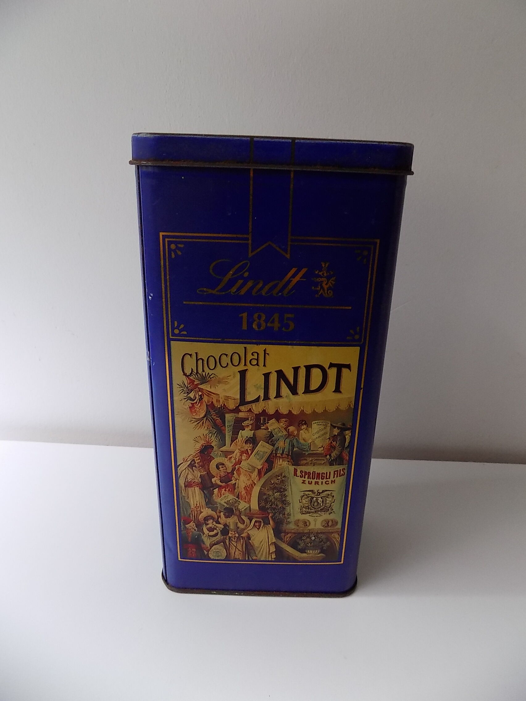 Vintage Lindt 150 anniversary box (1845-1995)