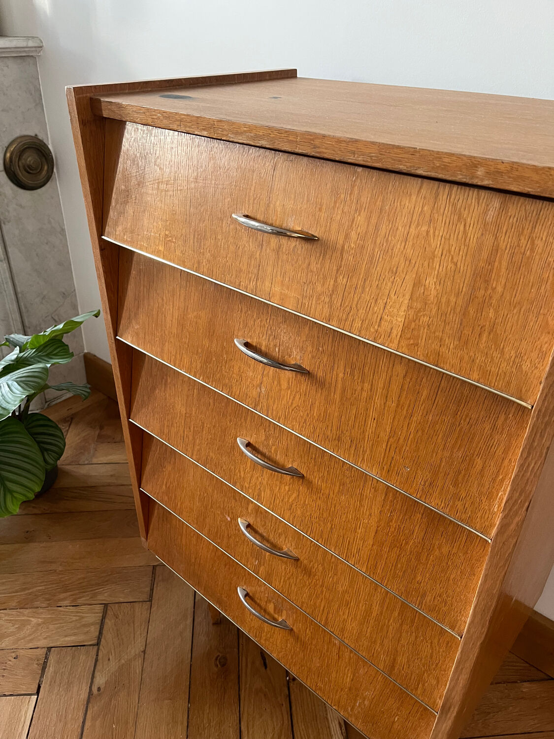 Vintage dresser