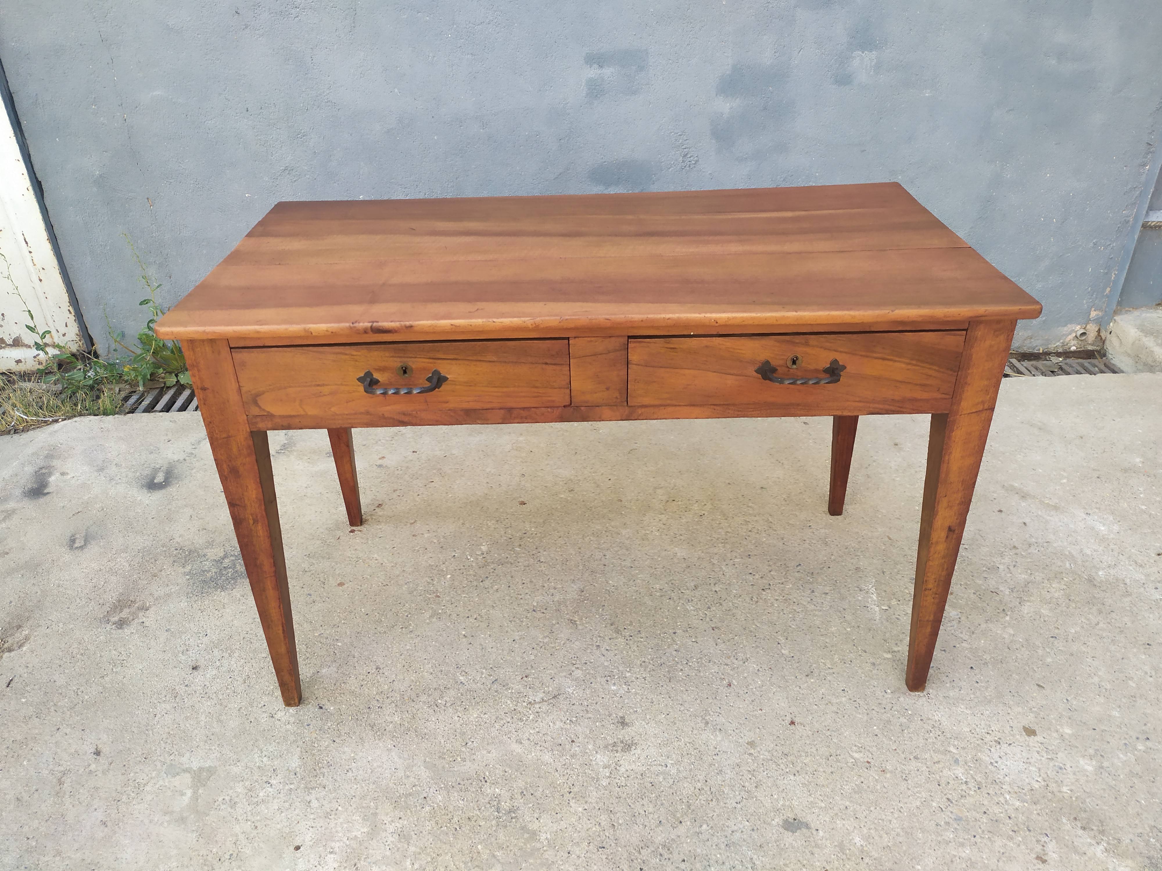Table de ferme