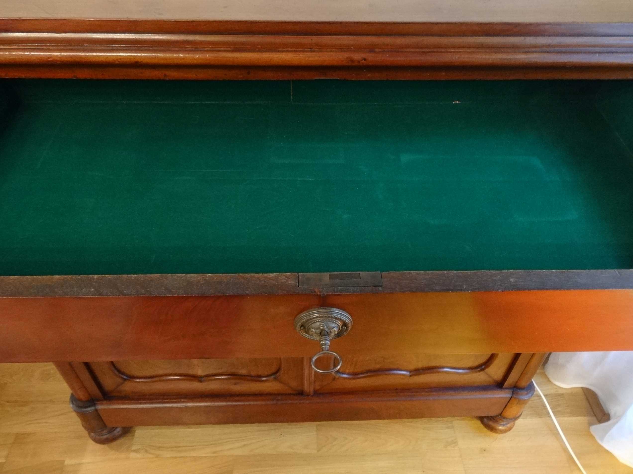 Low antique 19th century mahogany buffet