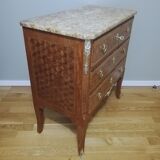 Louis XV - Louis XVI Transition style marquetry chest of drawers