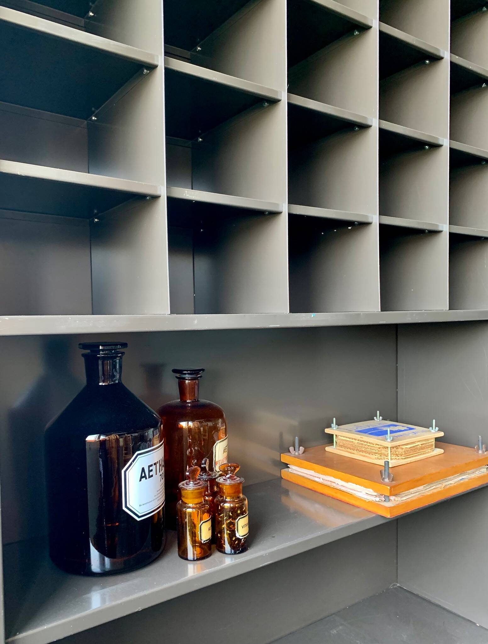 Industrial storage cabinet