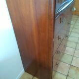 English-style dresser