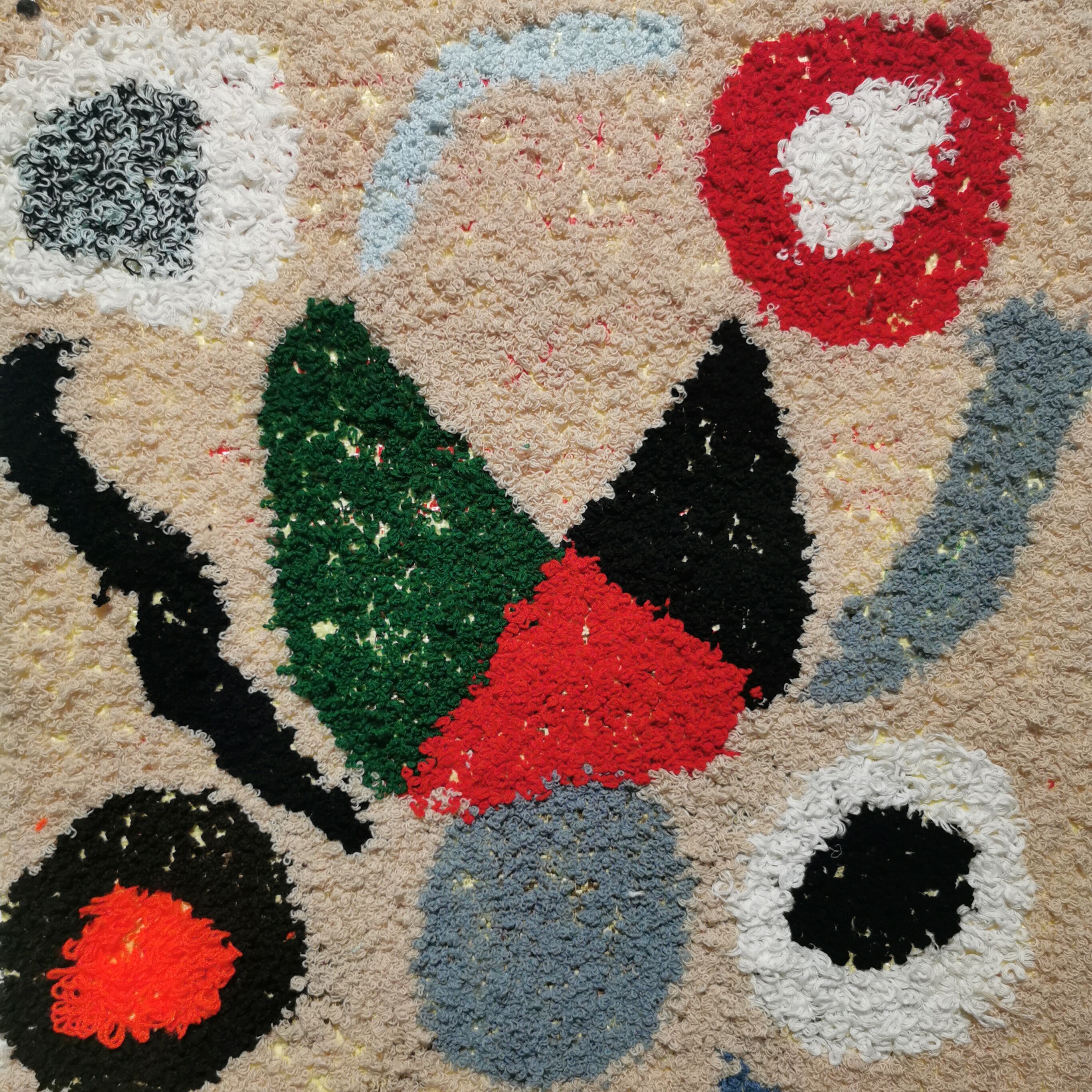 Zindekh wall carpet