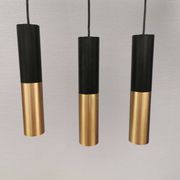 3 suspensions en forme de cylindre de Creativ Cables (Turin, Italie)