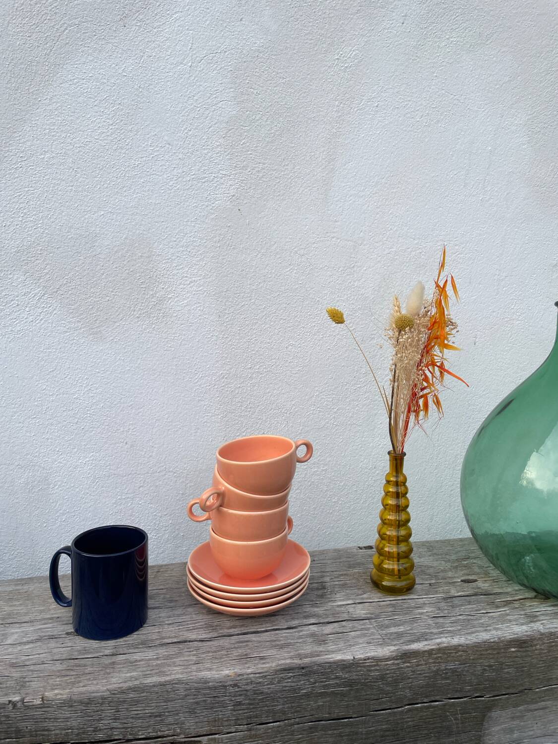 4 salmon ceramic tea or coffee cups