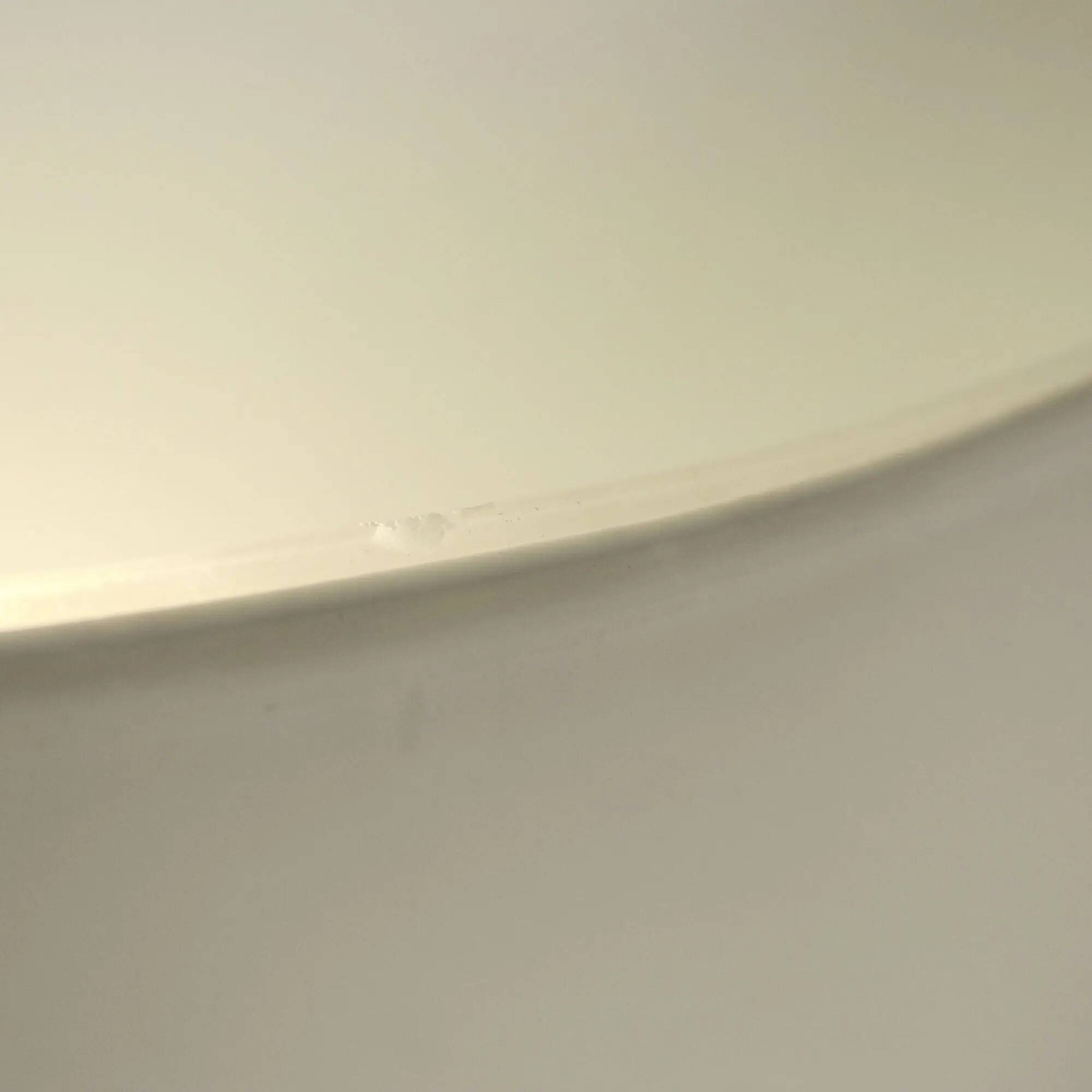 Vintage wall light in opaline glass, Italian design, 1980s.