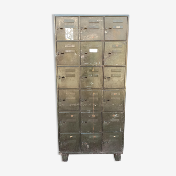 Antique metal cabinet - 18 lockers